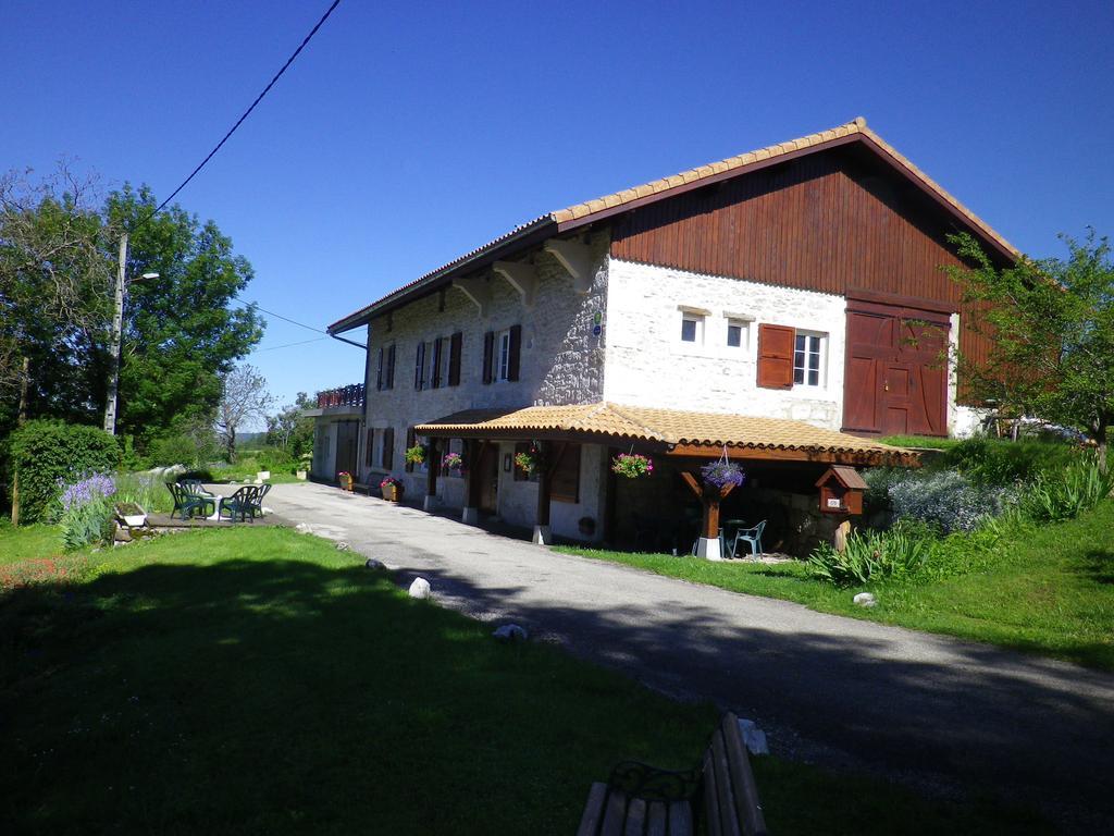 Chambre D'Hotes La Haie Fleurie Chevillard Bagian luar foto